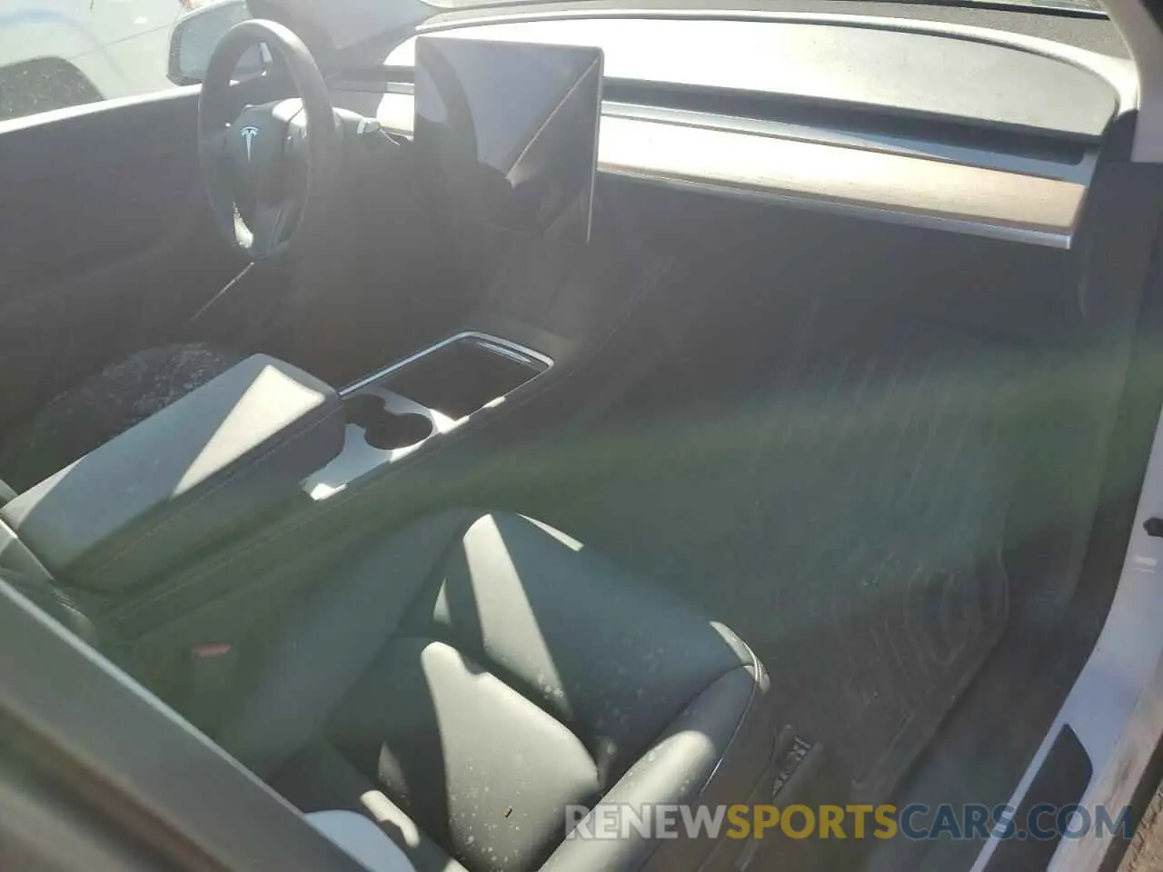 8 fotografías del automóvil dañado 5YJYGDEE1MF263051 TESLA MODEL Y 2021