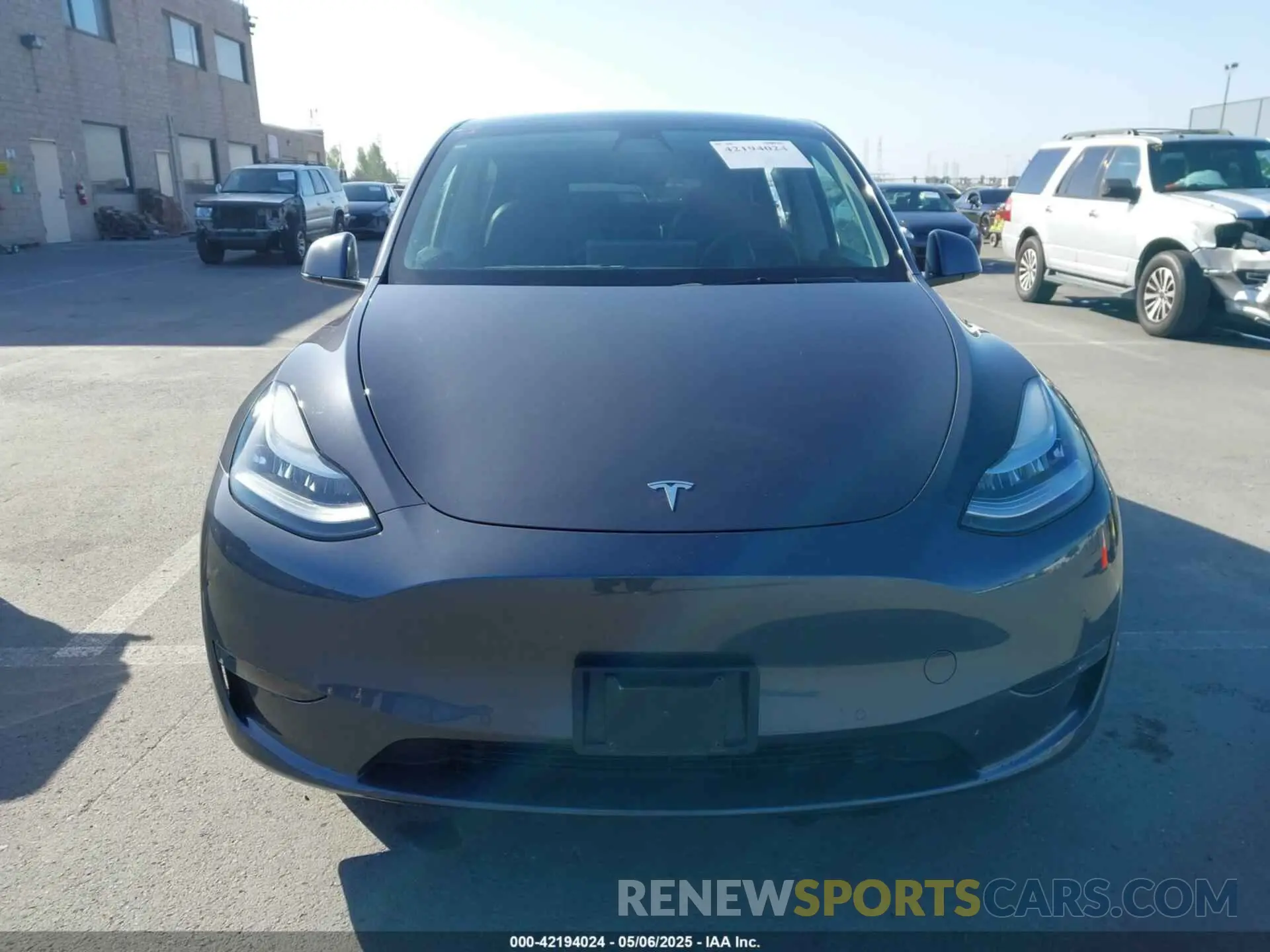12 fotografías del automóvil dañado 5YJYGDEE1MF273420 TESLA MODEL Y 2021