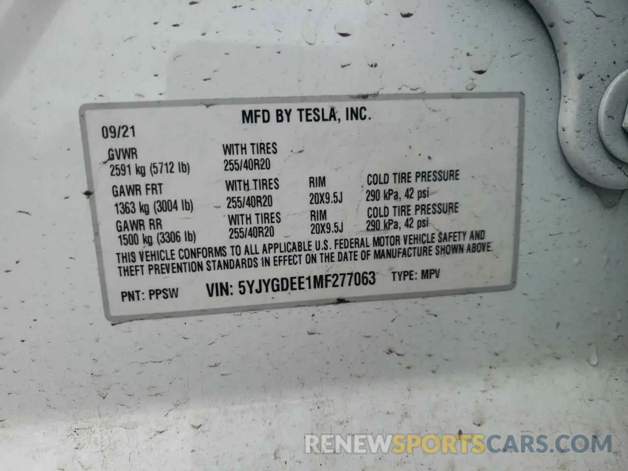 10 fotografías del automóvil dañado 5YJYGDEE1MF277063 TESLA MODEL Y 2021