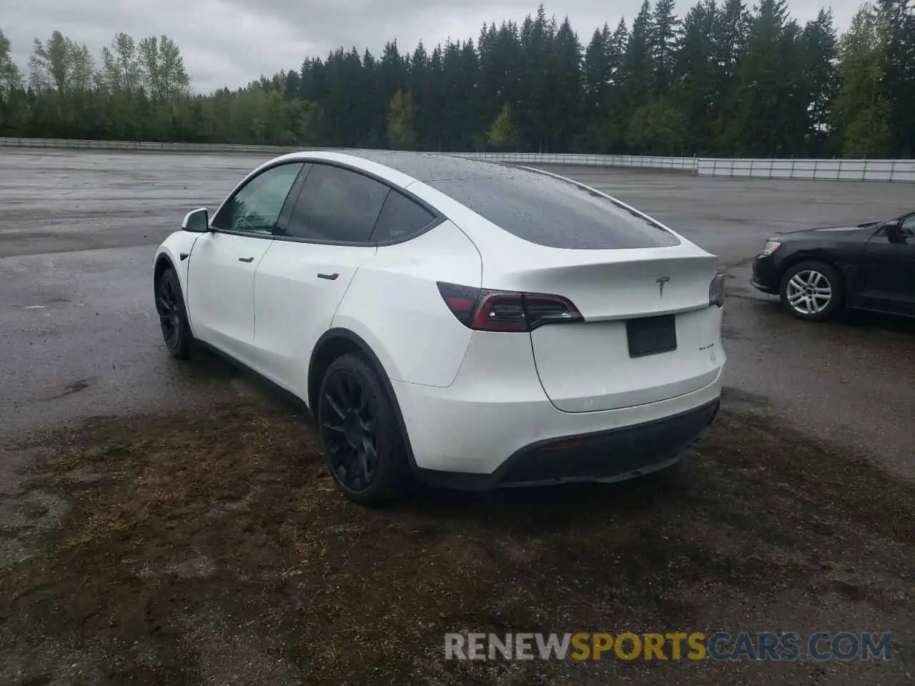 3 fotografías del automóvil dañado 5YJYGDEE1MF277063 TESLA MODEL Y 2021