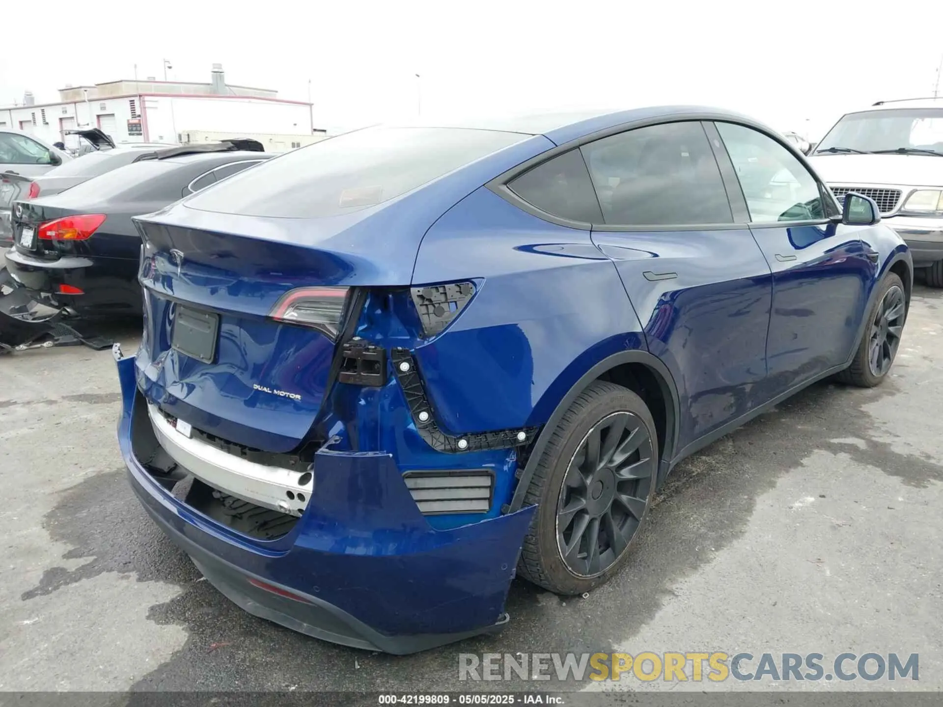 4 fotografías del automóvil dañado 5YJYGDEE1MF282196 TESLA MODEL Y 2021