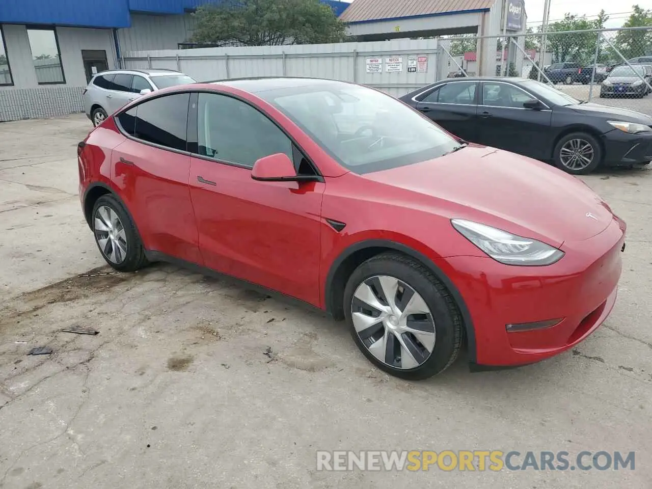 4 fotografías del automóvil dañado 5YJYGDEE1MF285454 TESLA MODEL Y 2021