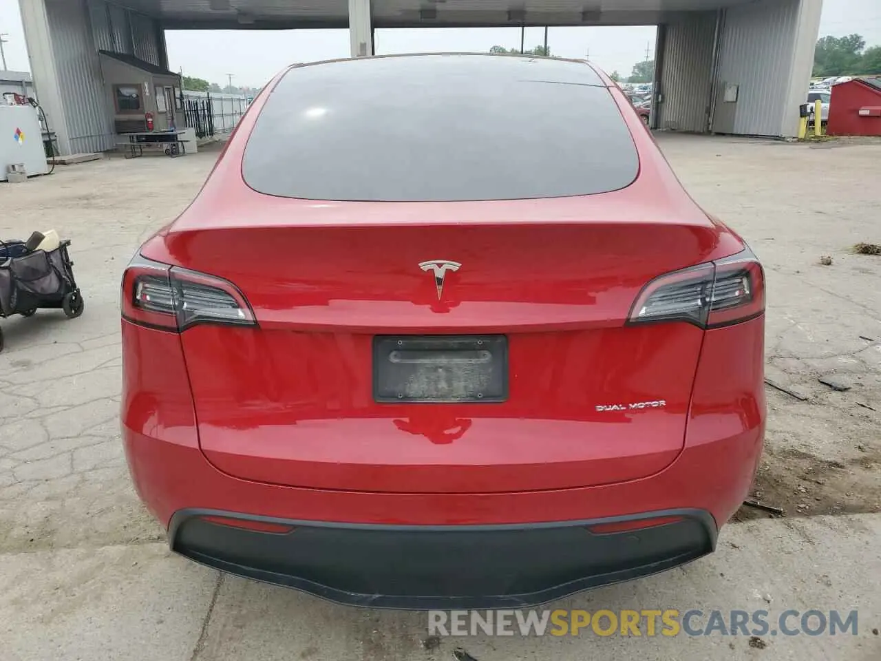 6 fotografías del automóvil dañado 5YJYGDEE1MF285454 TESLA MODEL Y 2021