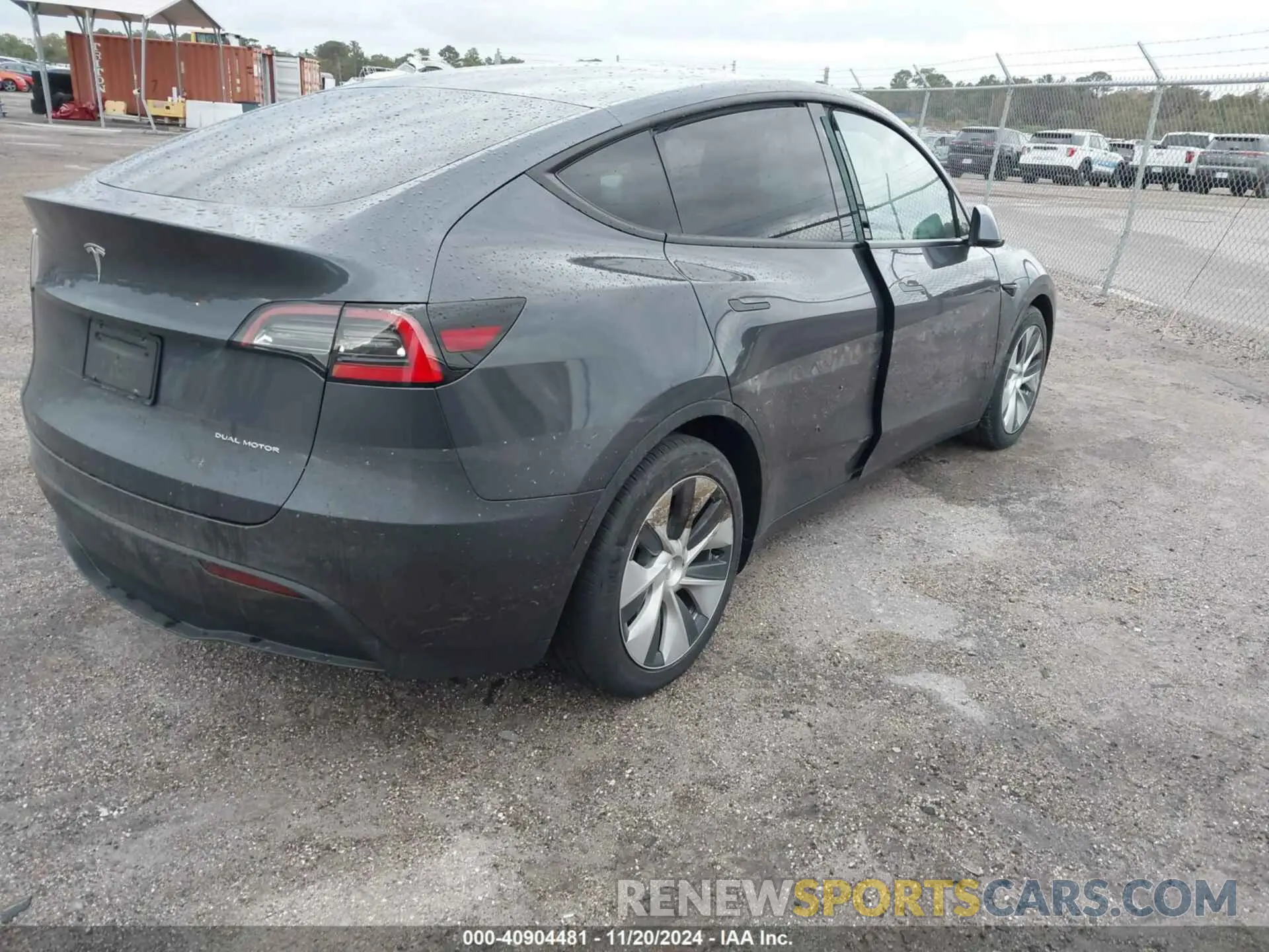 4 fotografías del automóvil dañado 5YJYGDEE2MF068768 TESLA MODEL Y 2021