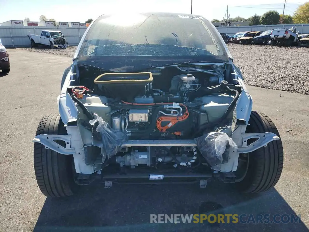 5 fotografías del automóvil dañado 5YJYGDEE2MF083240 TESLA MODEL Y 2021