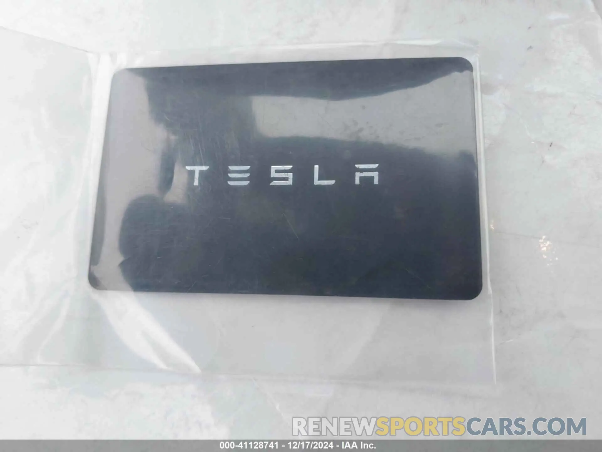 11 fotografías del automóvil dañado 5YJYGDEE2MF095744 TESLA MODEL Y 2021