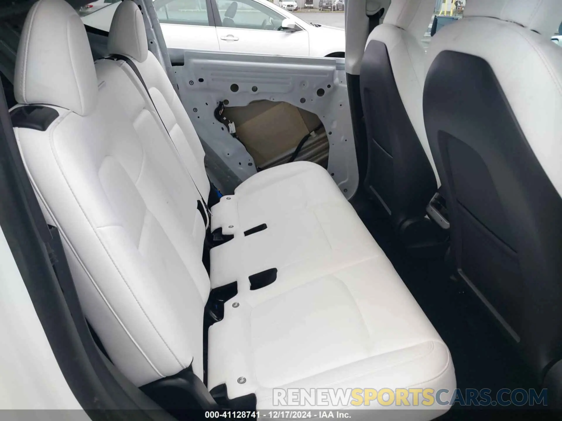 8 fotografías del automóvil dañado 5YJYGDEE2MF095744 TESLA MODEL Y 2021