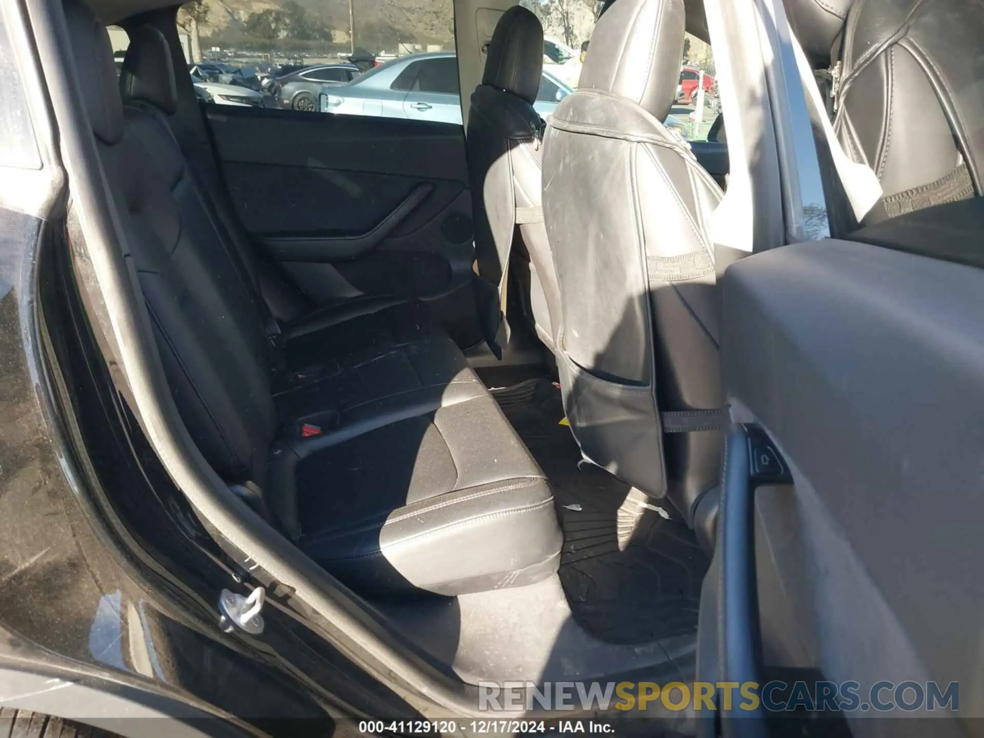 8 fotografías del automóvil dañado 5YJYGDEE2MF097316 TESLA MODEL Y 2021