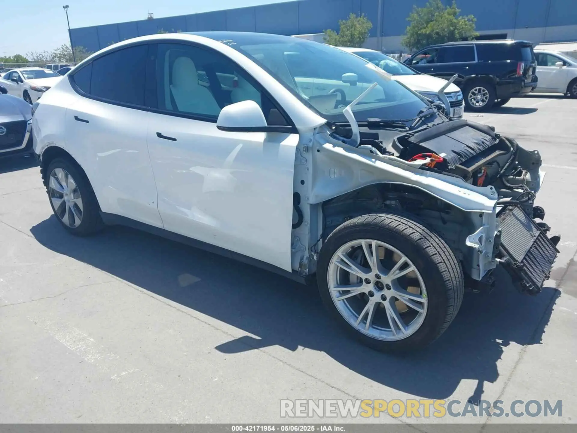 1 fotografías del automóvil dañado 5YJYGDEE2MF225098 TESLA MODEL Y 2021
