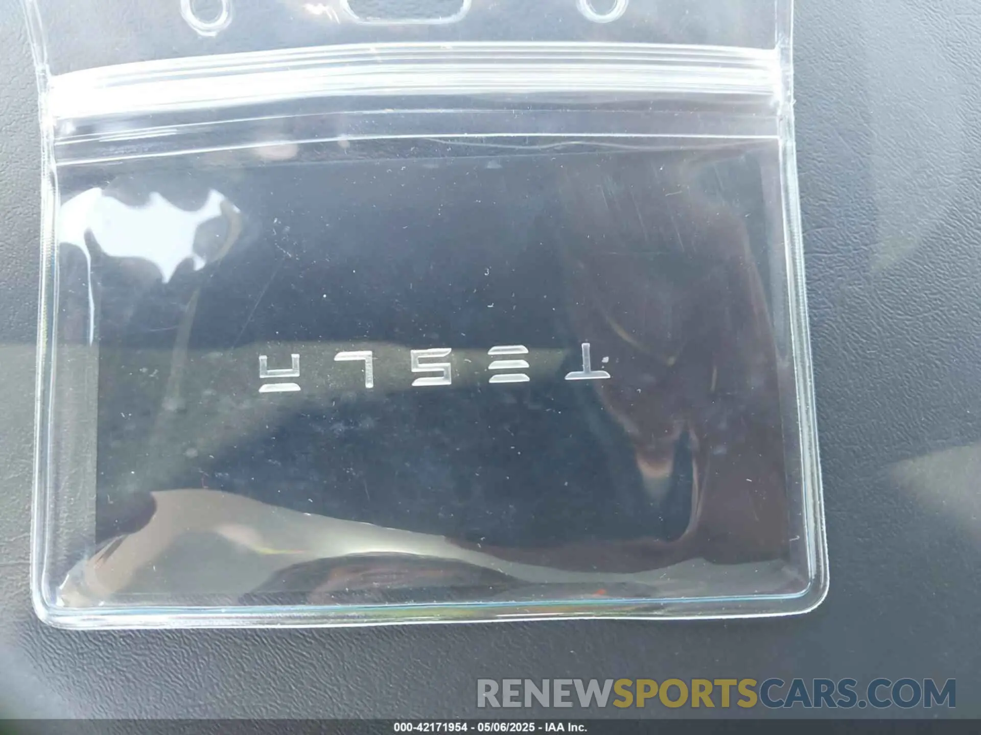 11 fotografías del automóvil dañado 5YJYGDEE2MF225098 TESLA MODEL Y 2021