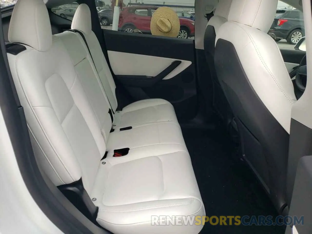 6 fotografías del automóvil dañado 5YJYGDEE3MF075499 TESLA MODEL Y 2021