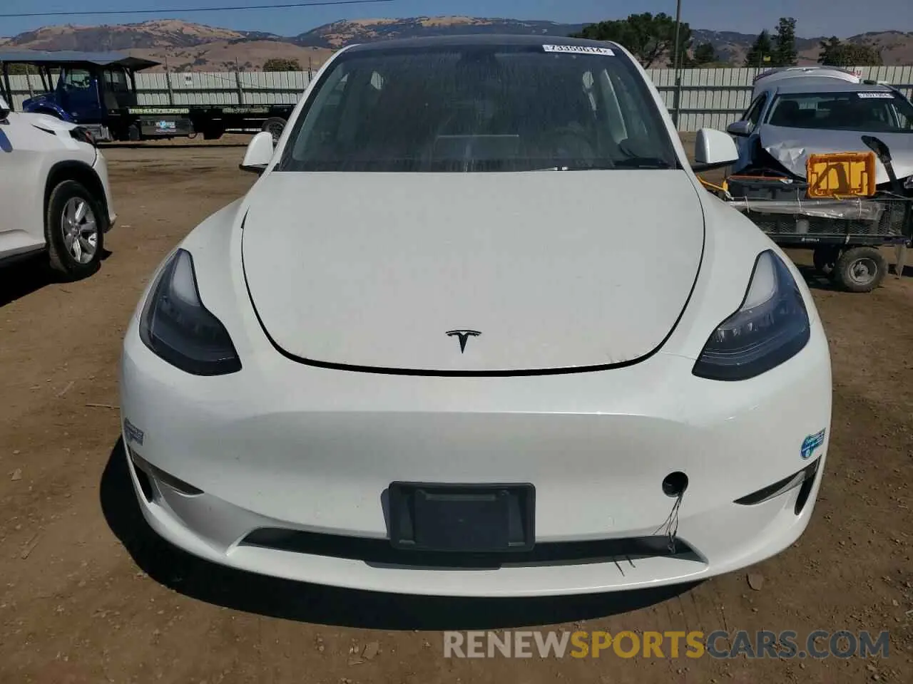 5 fotografías del automóvil dañado 5YJYGDEE3MF086177 TESLA MODEL Y 2021