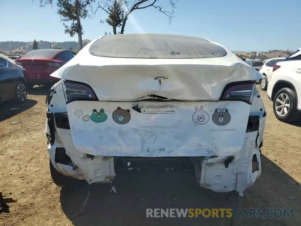6 fotografías del automóvil dañado 5YJYGDEE3MF086177 TESLA MODEL Y 2021