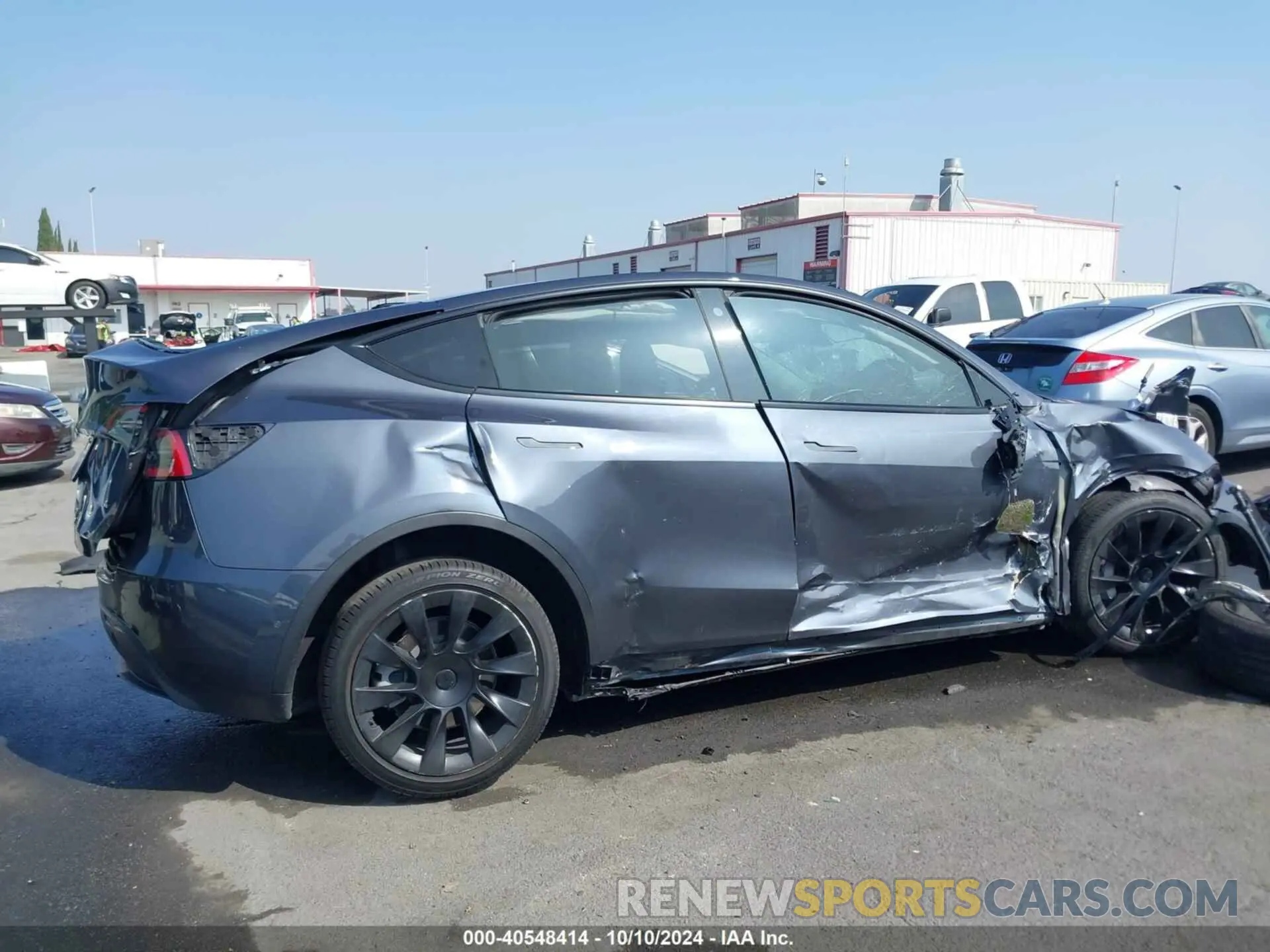 13 fotografías del automóvil dañado 5YJYGDEE3MF098040 TESLA MODEL Y 2021