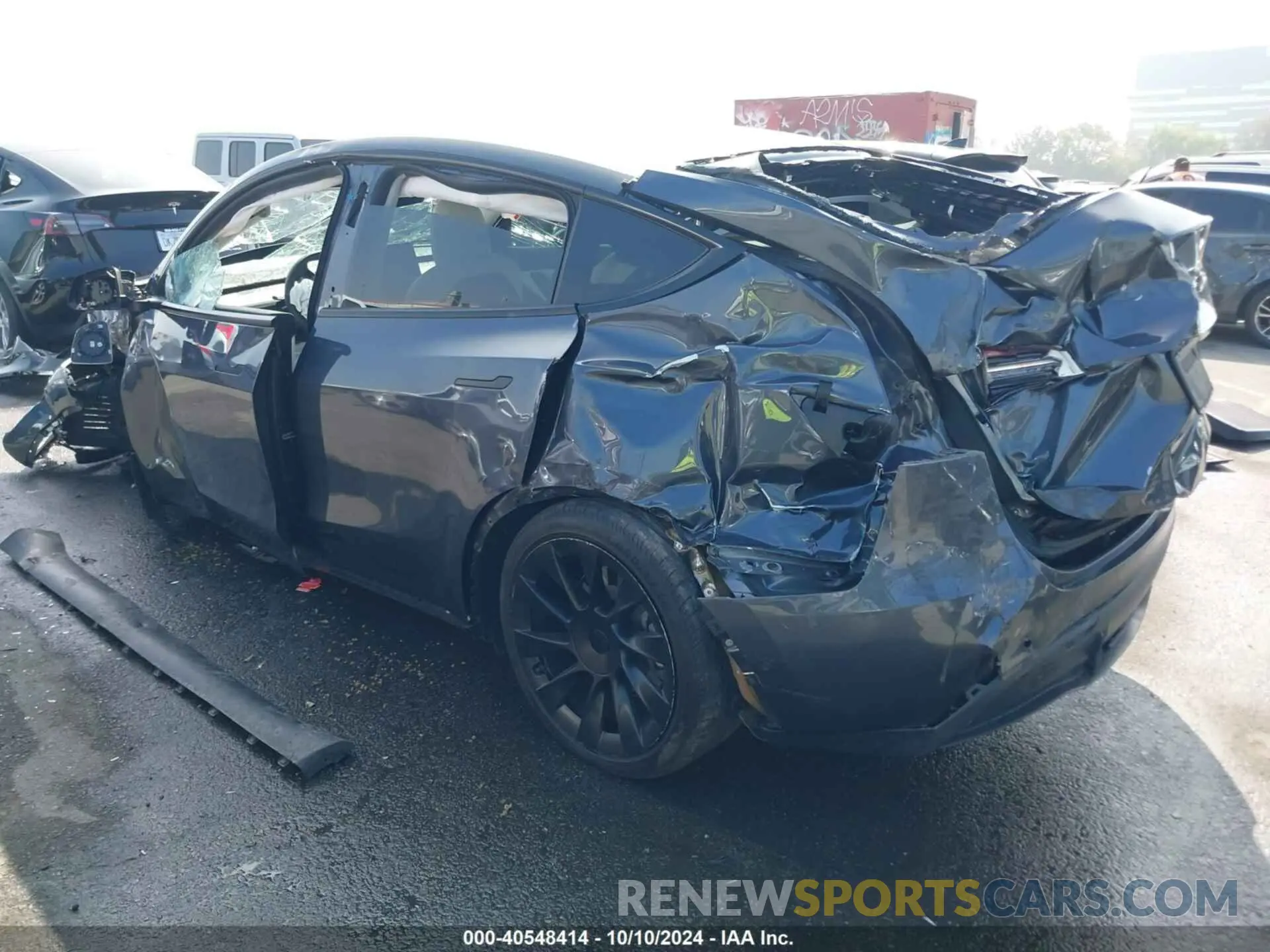 3 fotografías del automóvil dañado 5YJYGDEE3MF098040 TESLA MODEL Y 2021