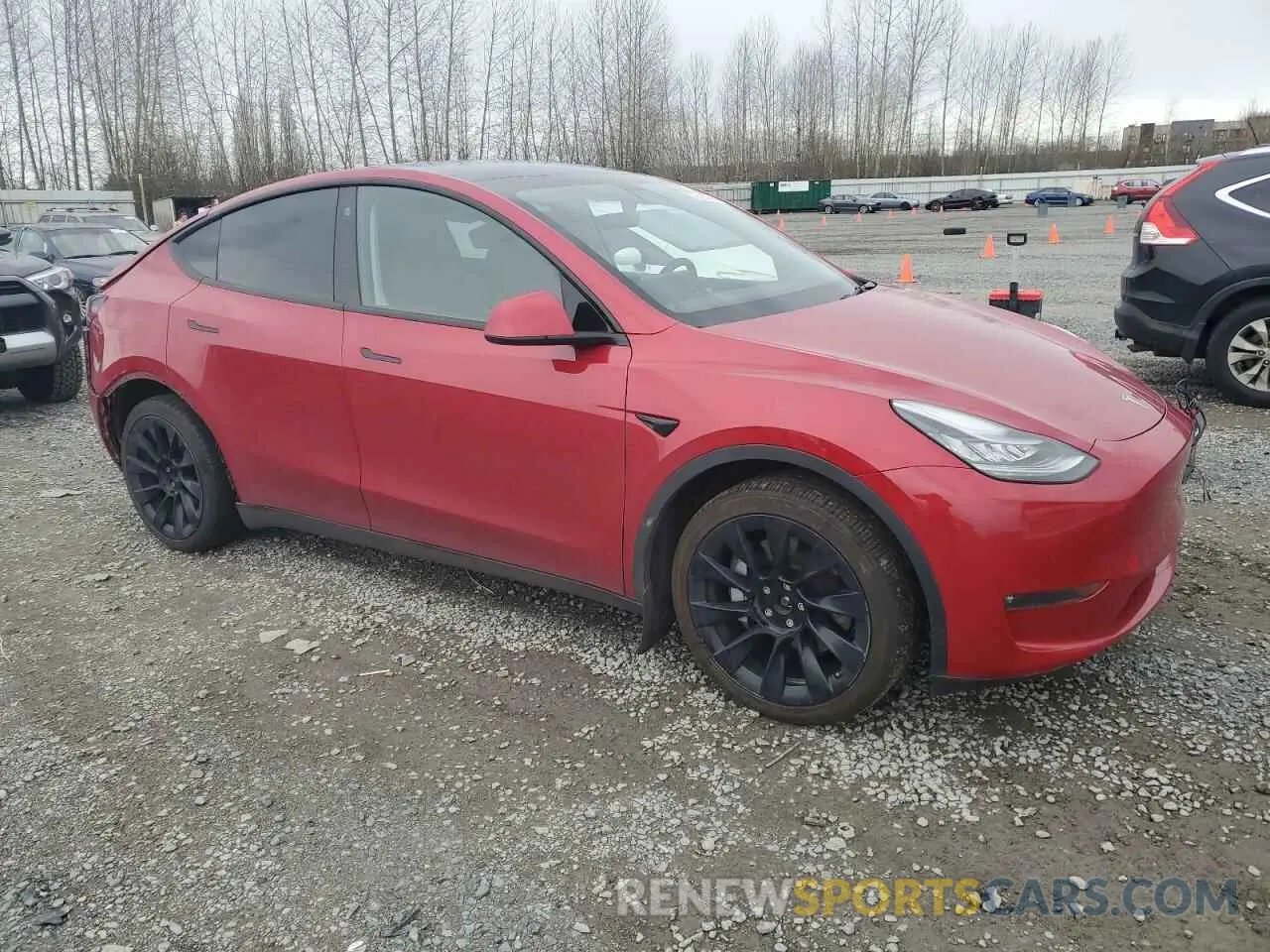 4 fotografías del automóvil dañado 5YJYGDEE3MF118674 TESLA MODEL Y 2021