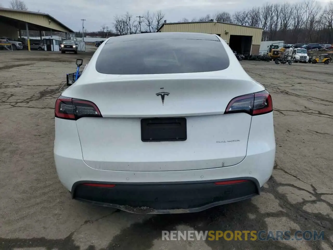 6 fotografías del automóvil dañado 5YJYGDEE3MF140724 TESLA MODEL Y 2021