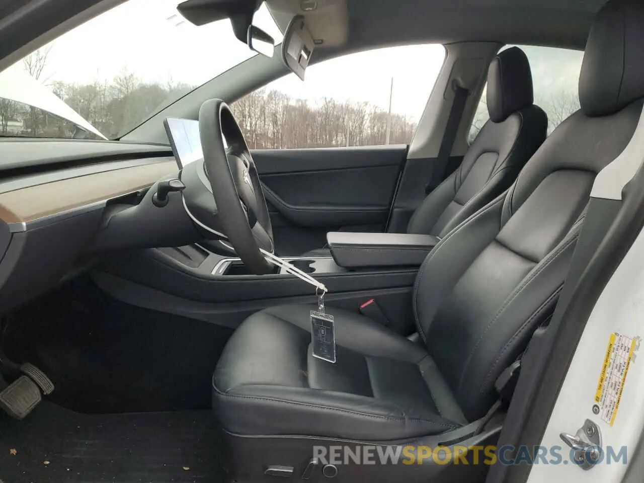 7 fotografías del automóvil dañado 5YJYGDEE3MF140724 TESLA MODEL Y 2021