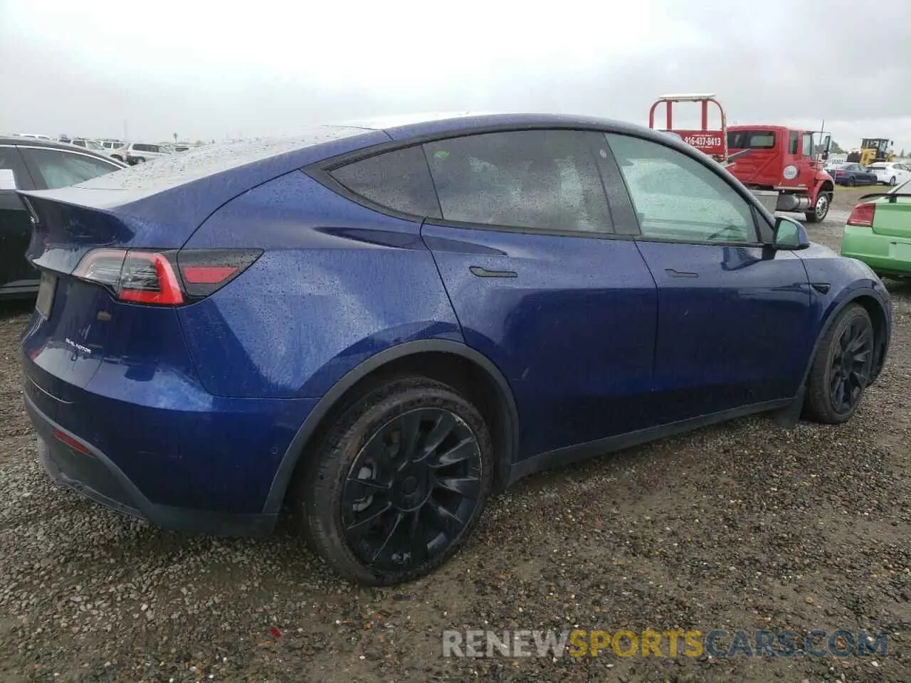 3 fotografías del automóvil dañado 5YJYGDEE3MF143185 TESLA MODEL Y 2021