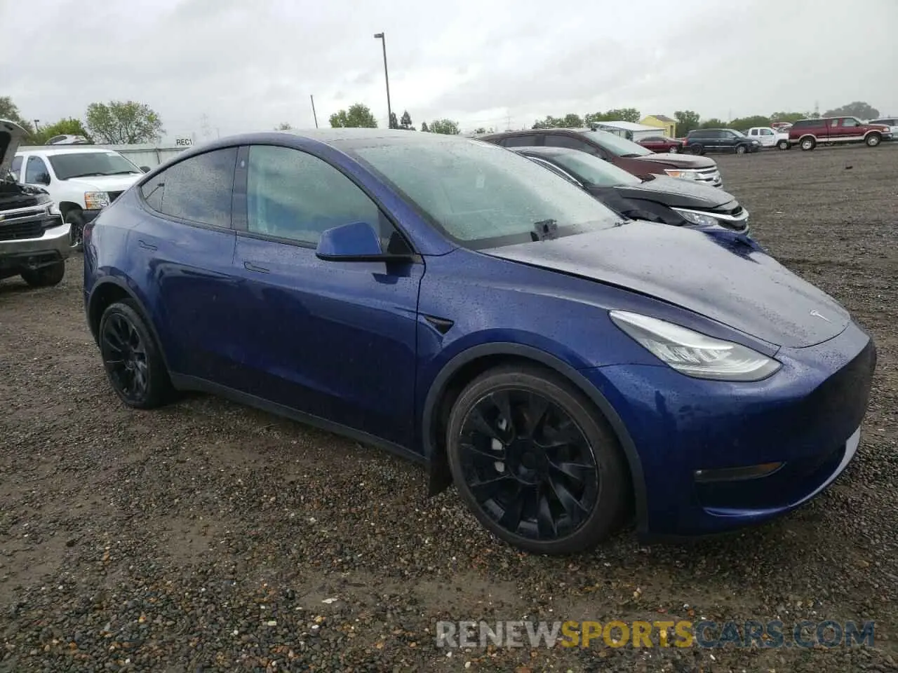 4 fotografías del automóvil dañado 5YJYGDEE3MF143185 TESLA MODEL Y 2021