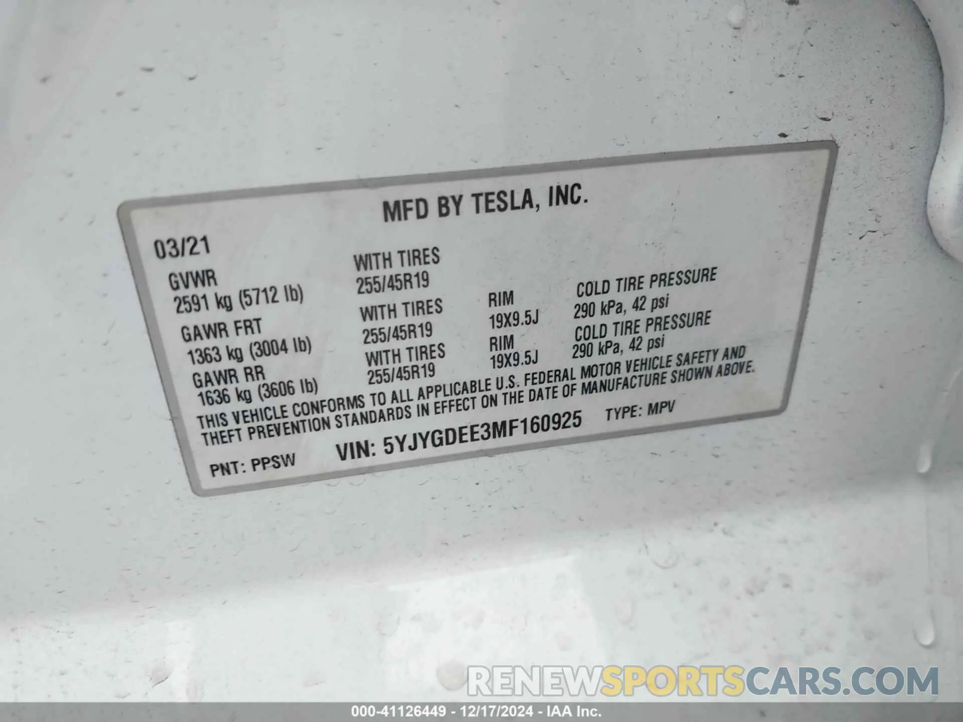 9 fotografías del automóvil dañado 5YJYGDEE3MF160925 TESLA MODEL Y 2021