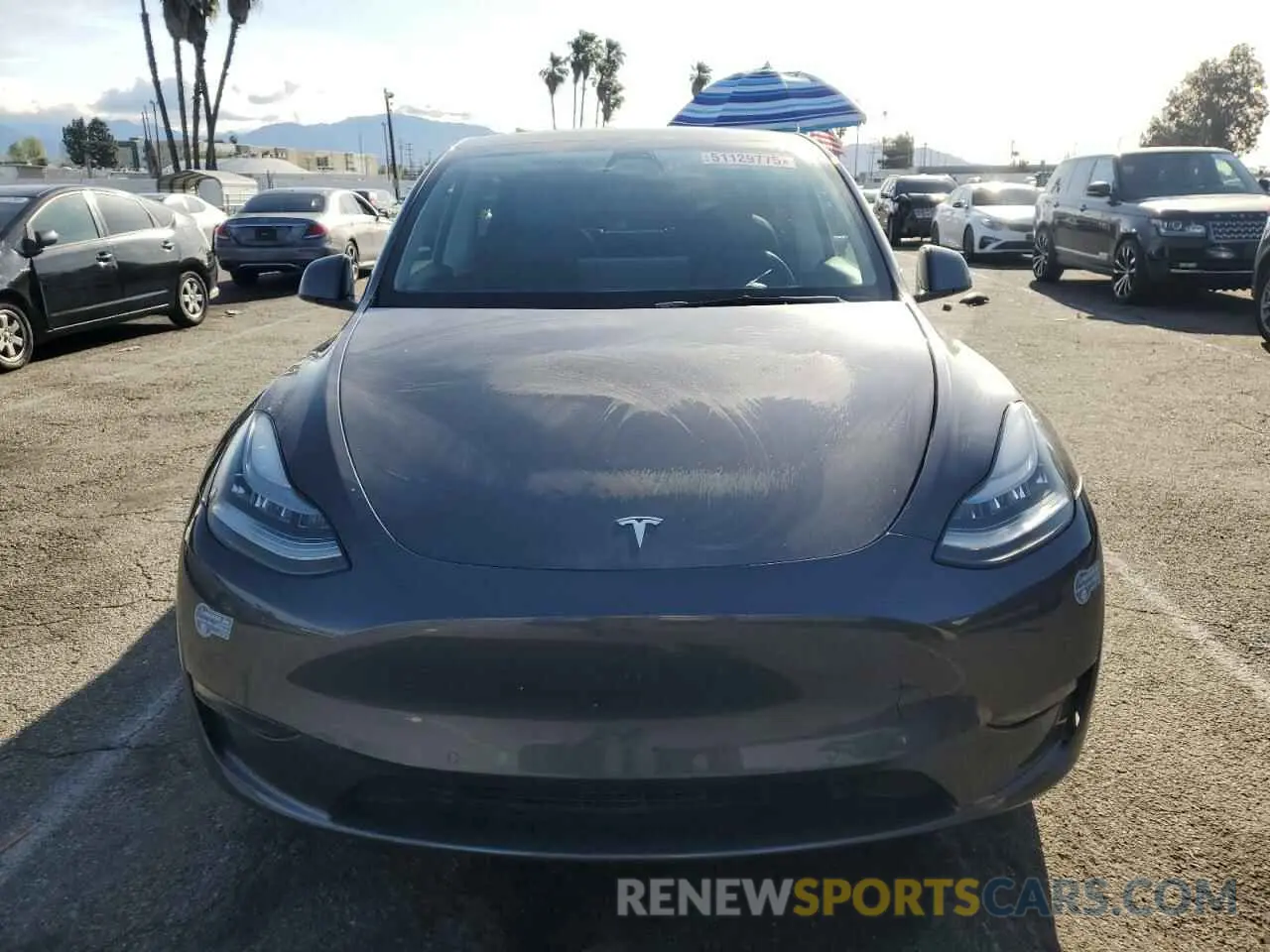 5 fotografías del automóvil dañado 5YJYGDEE3MF161542 TESLA MODEL Y 2021