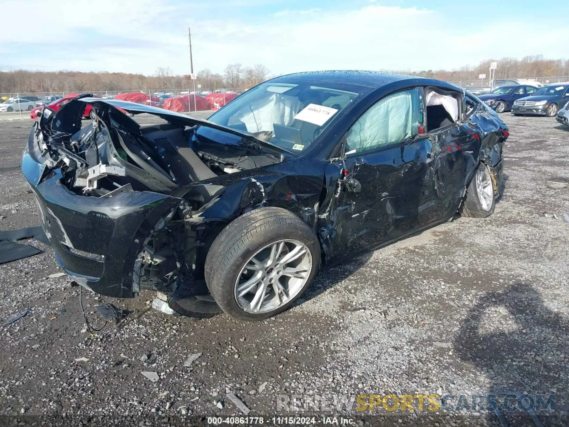 2 fotografías del automóvil dañado 5YJYGDEE3MF196128 TESLA MODEL Y 2021