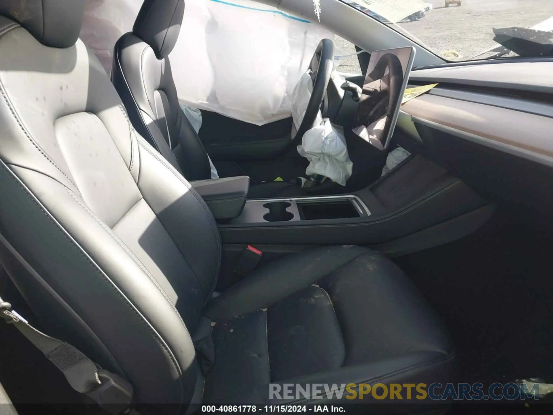 5 fotografías del automóvil dañado 5YJYGDEE3MF196128 TESLA MODEL Y 2021