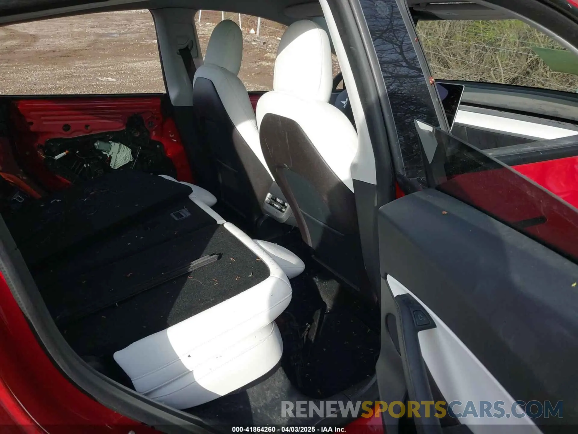 8 fotografías del automóvil dañado 5YJYGDEE3MF212845 TESLA MODEL Y 2021