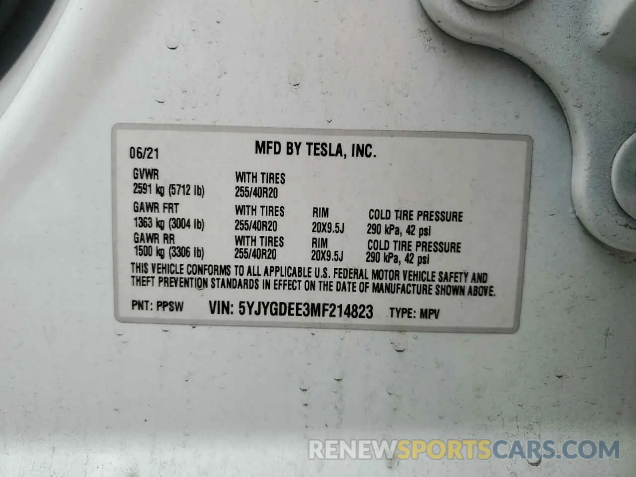 13 fotografías del automóvil dañado 5YJYGDEE3MF214823 TESLA MODEL Y 2021