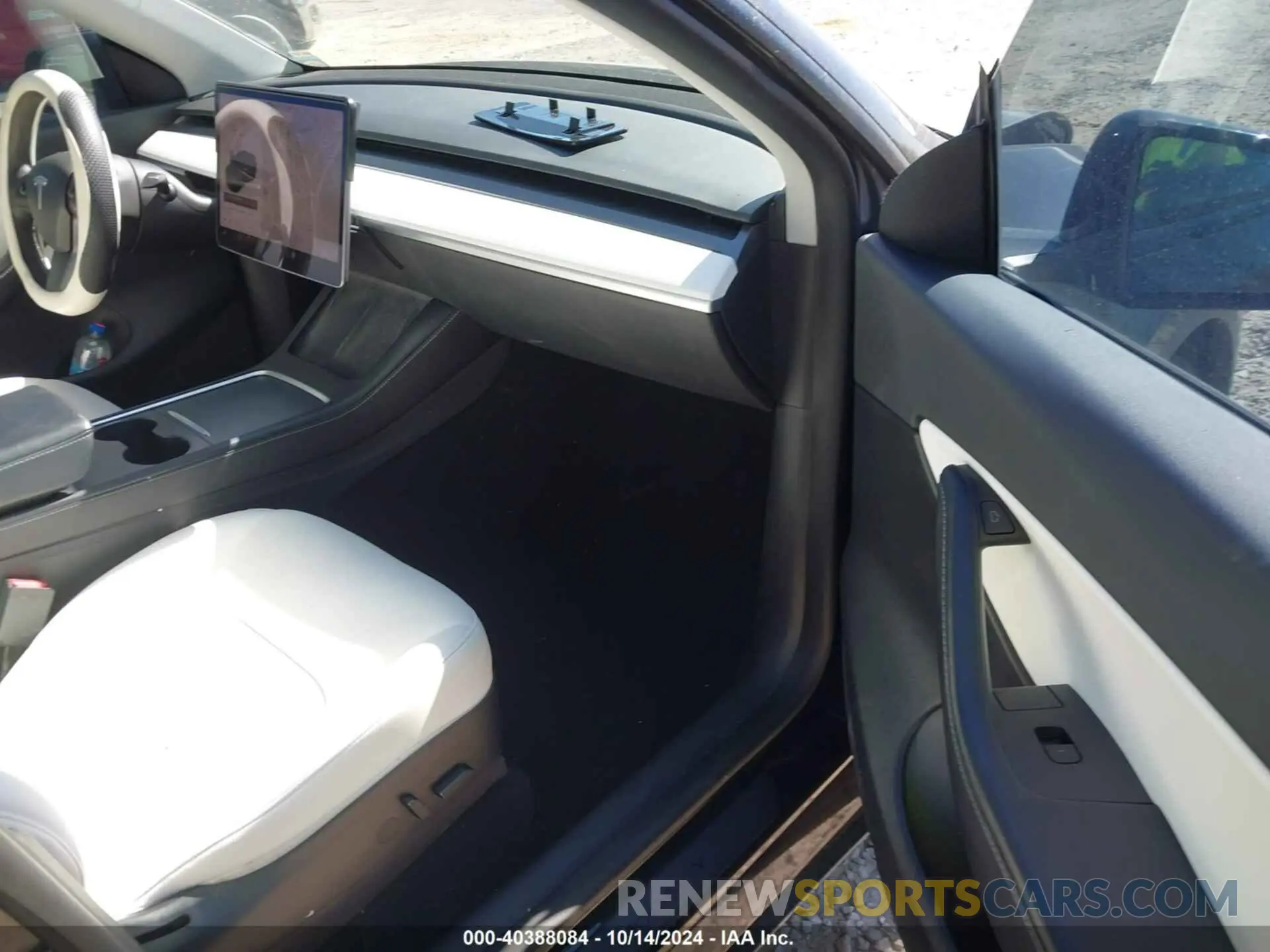 5 fotografías del automóvil dañado 5YJYGDEE3MF248485 TESLA MODEL Y 2021