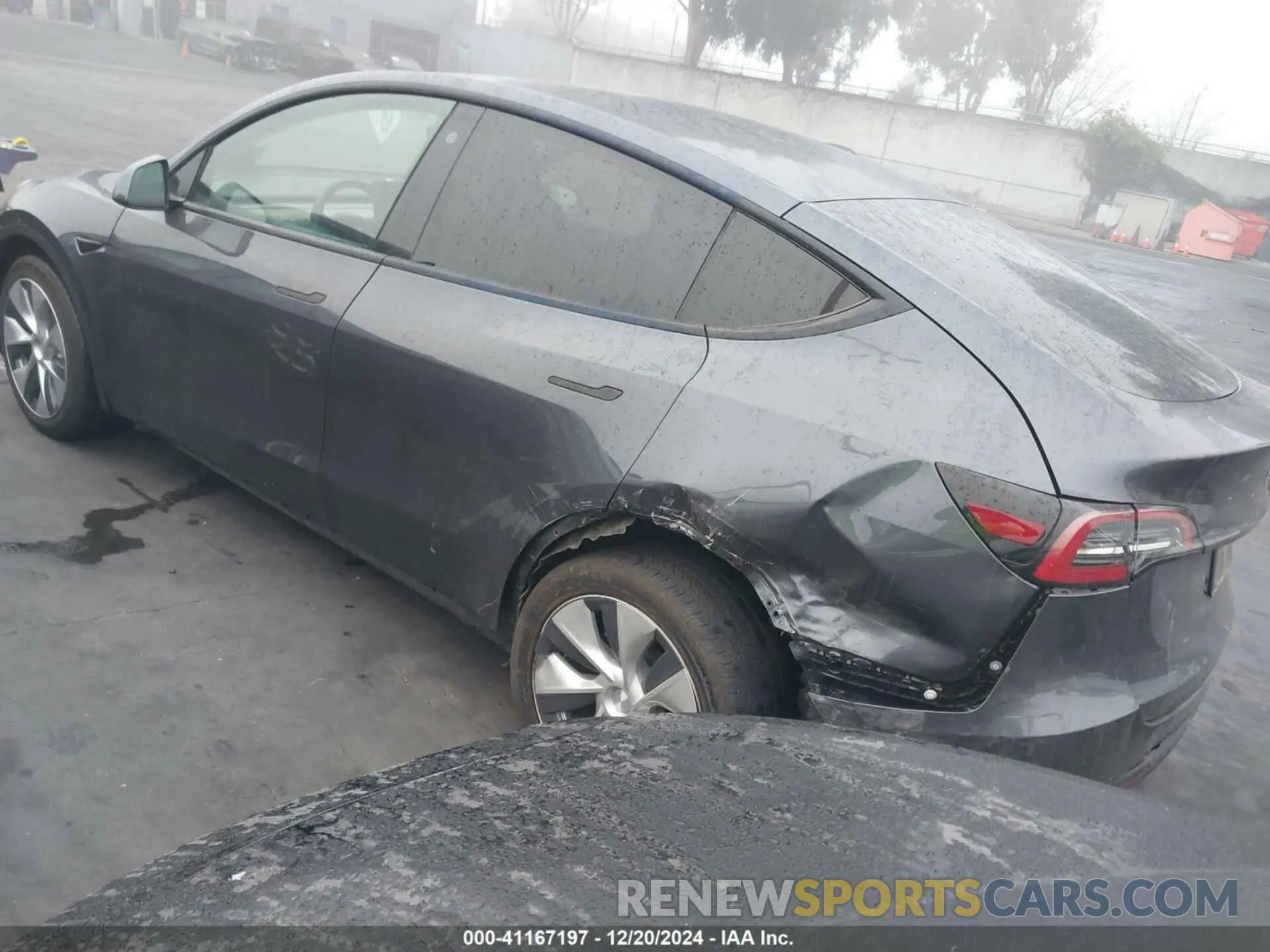 3 fotografías del automóvil dañado 5YJYGDEE3MF258160 TESLA MODEL Y 2021
