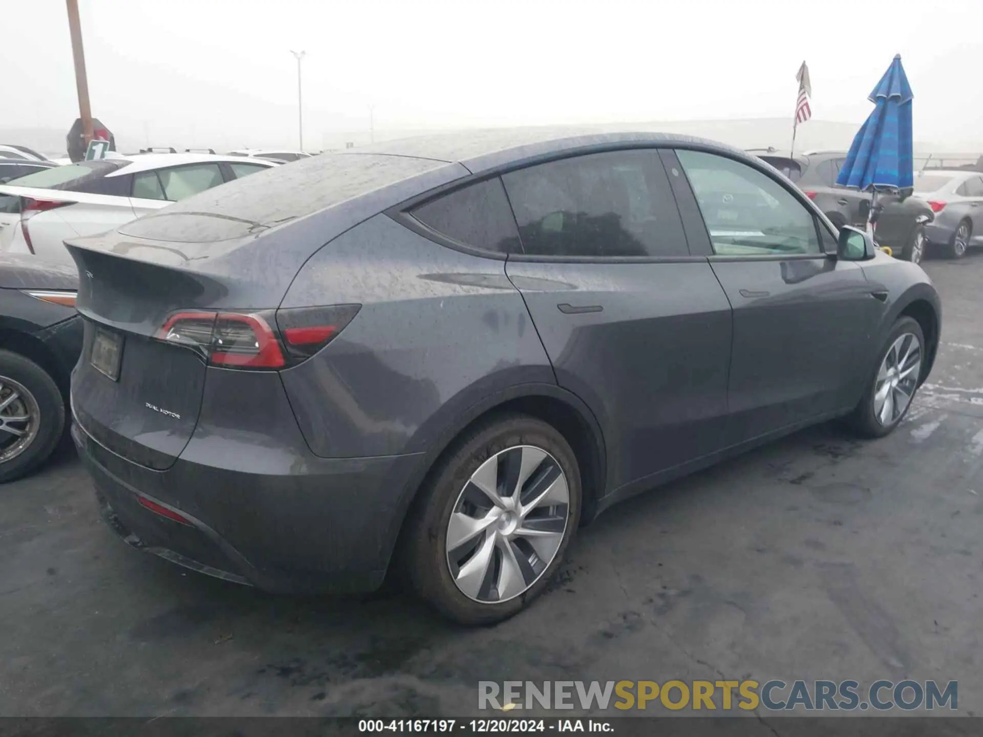 4 fotografías del automóvil dañado 5YJYGDEE3MF258160 TESLA MODEL Y 2021