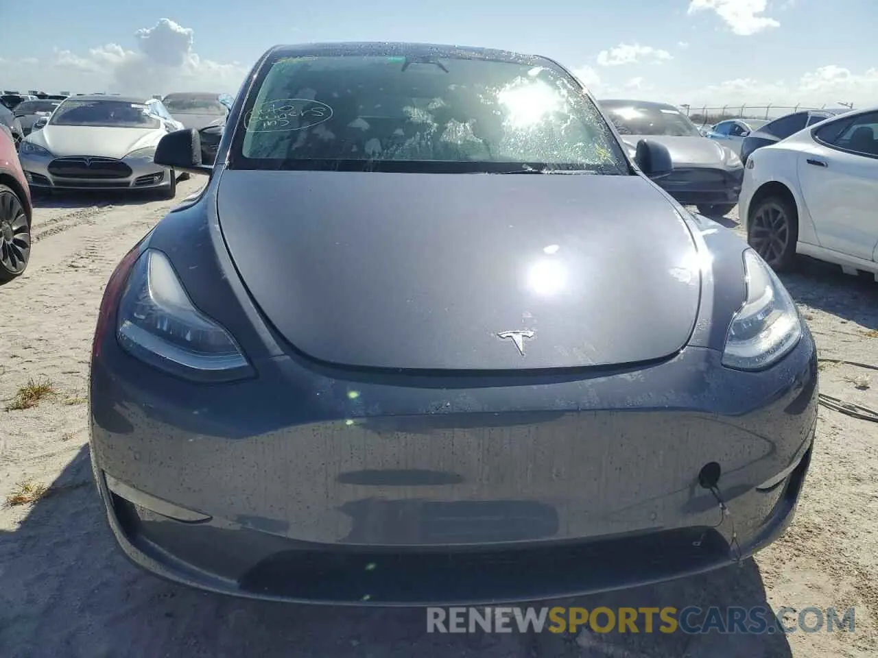 5 fotografías del automóvil dañado 5YJYGDEE3MF278330 TESLA MODEL Y 2021