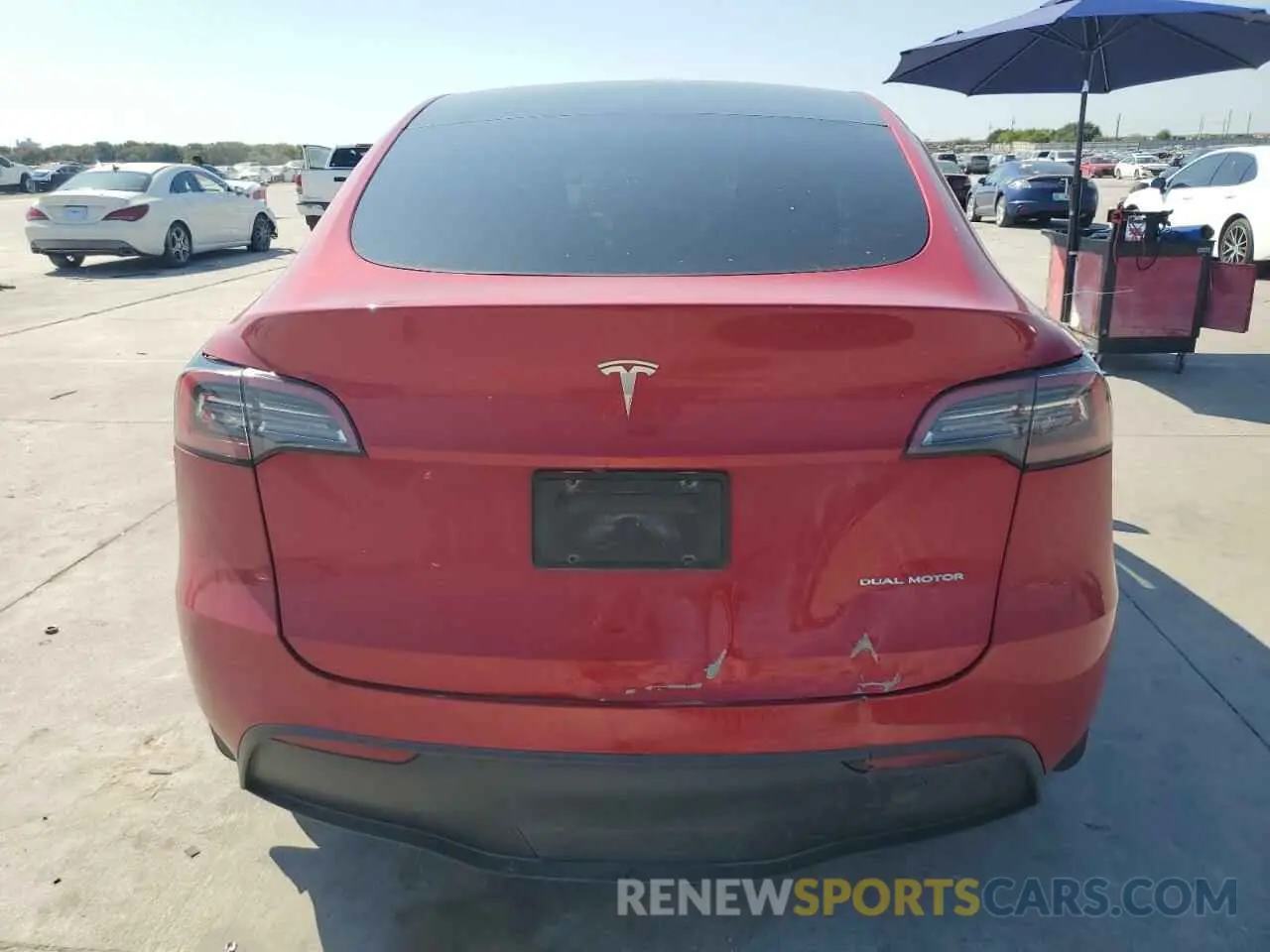 6 fotografías del automóvil dañado 5YJYGDEE3MF297590 TESLA MODEL Y 2021