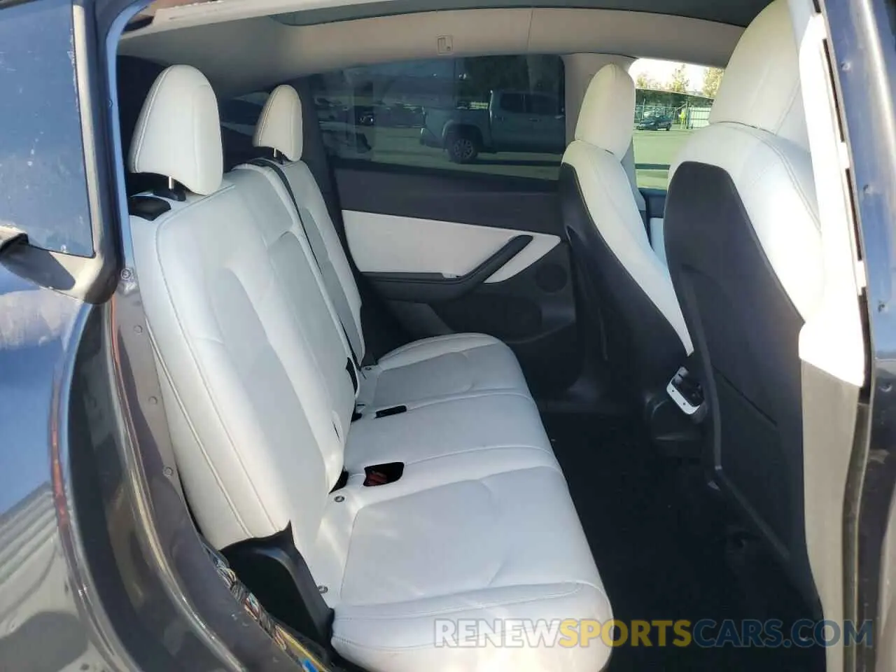 12 fotografías del automóvil dañado 5YJYGDEE4MF089976 TESLA MODEL Y 2021