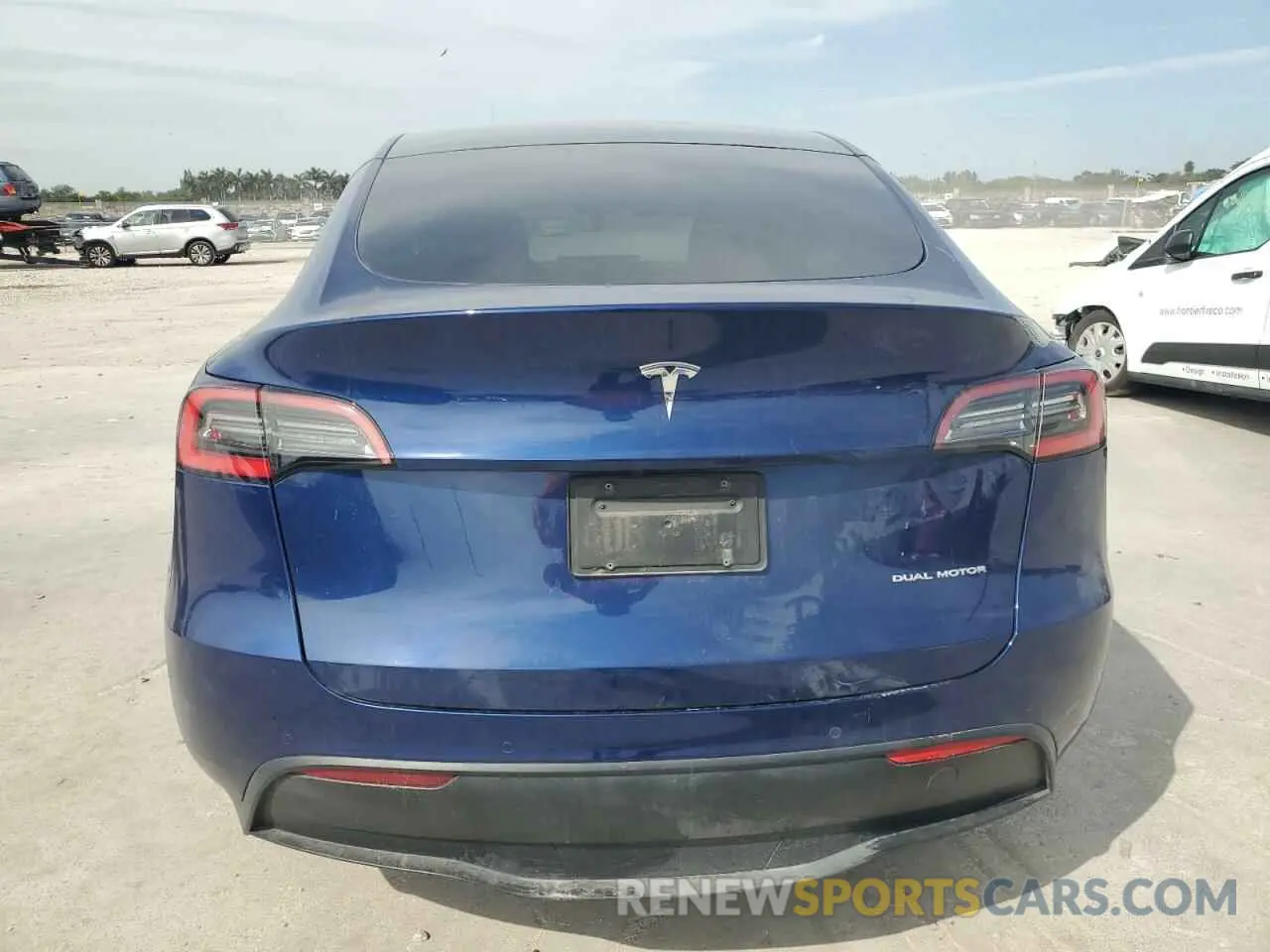 6 fotografías del automóvil dañado 5YJYGDEE4MF102368 TESLA MODEL Y 2021