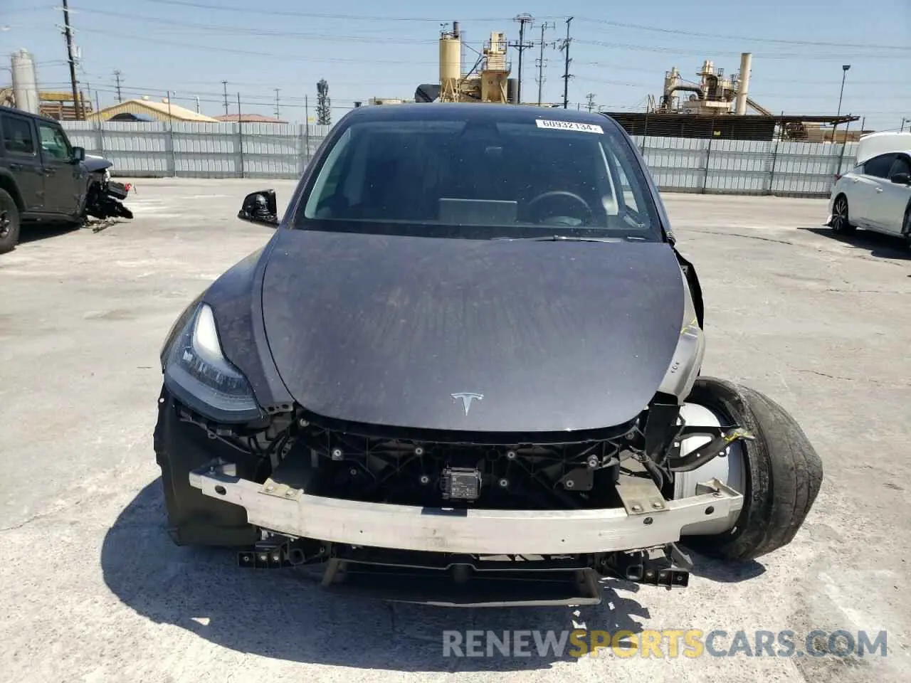 5 fotografías del automóvil dañado 5YJYGDEE4MF131109 TESLA MODEL Y 2021