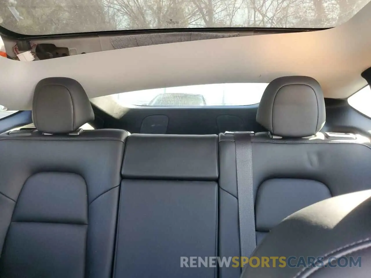 10 fotografías del automóvil dañado 5YJYGDEE4MF208593 TESLA MODEL Y 2021