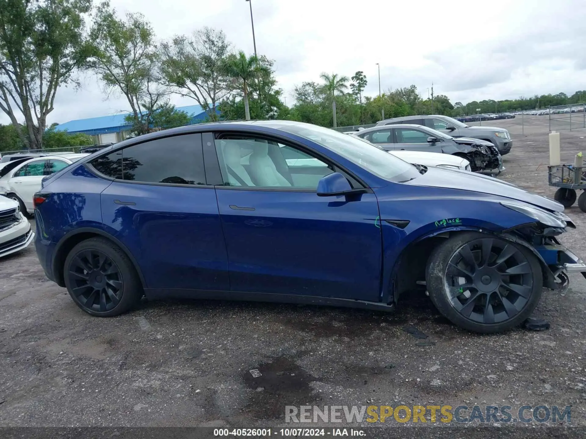 13 fotografías del automóvil dañado 5YJYGDEE4MF243120 TESLA MODEL Y 2021