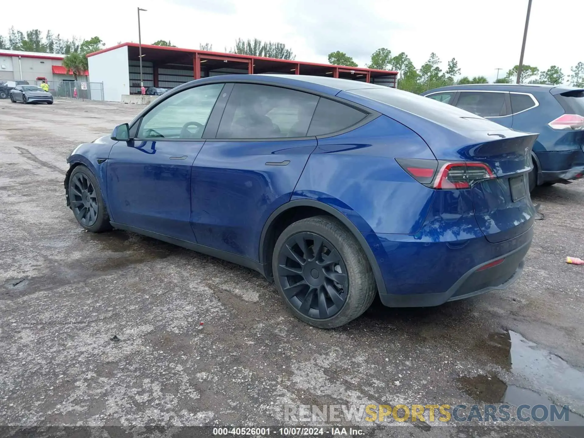 3 fotografías del automóvil dañado 5YJYGDEE4MF243120 TESLA MODEL Y 2021