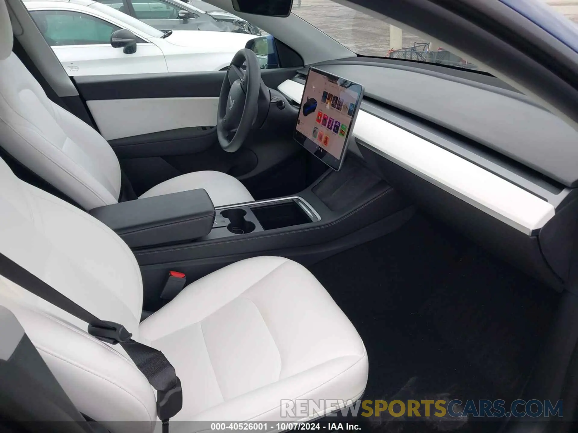 5 fotografías del automóvil dañado 5YJYGDEE4MF243120 TESLA MODEL Y 2021