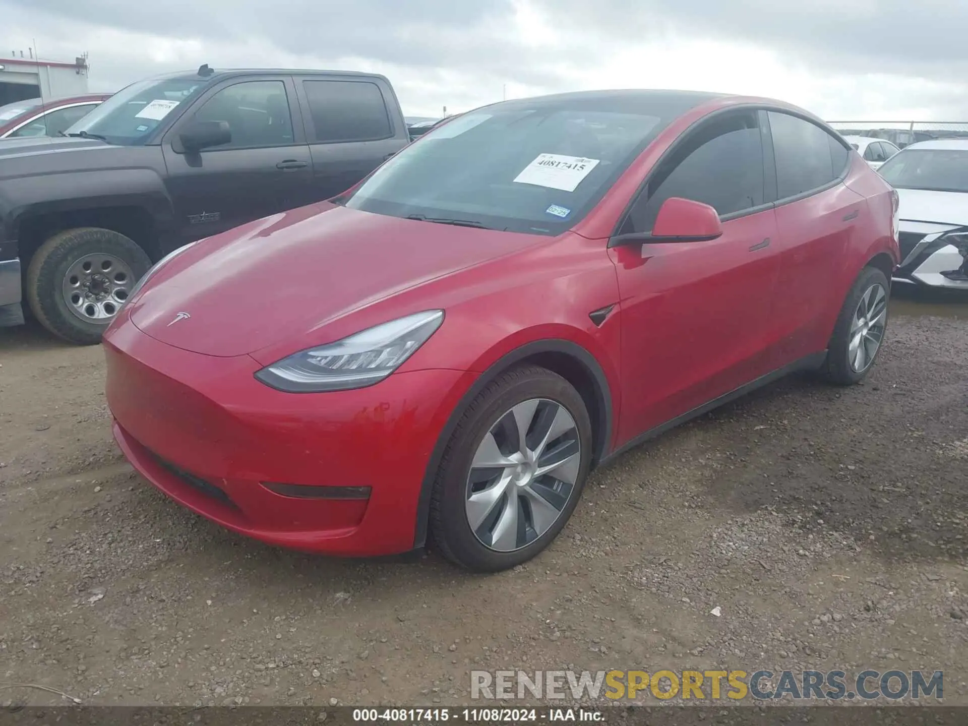 2 fotografías del automóvil dañado 5YJYGDEE5MF083684 TESLA MODEL Y 2021