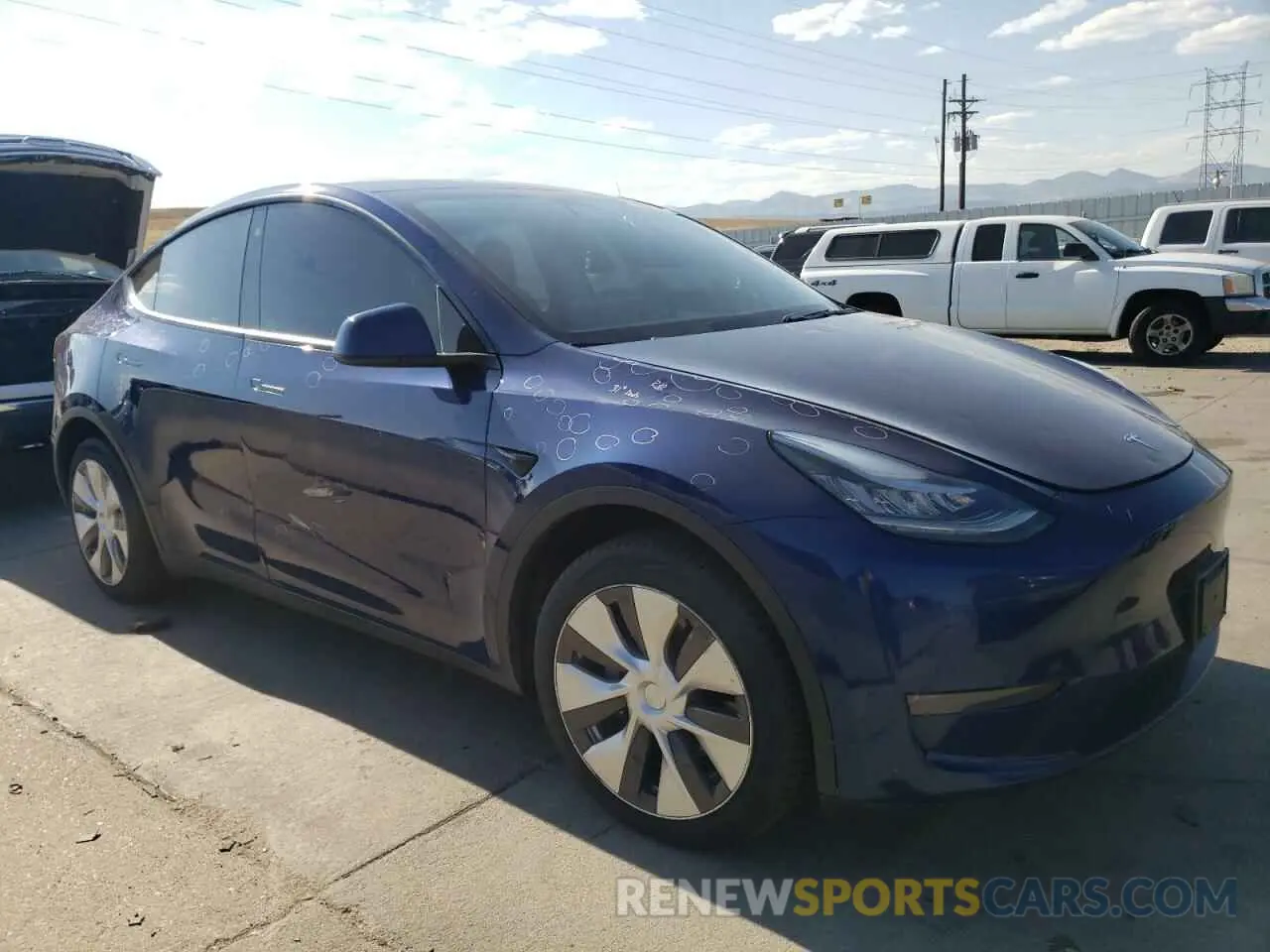 4 fotografías del automóvil dañado 5YJYGDEE5MF083880 TESLA MODEL Y 2021