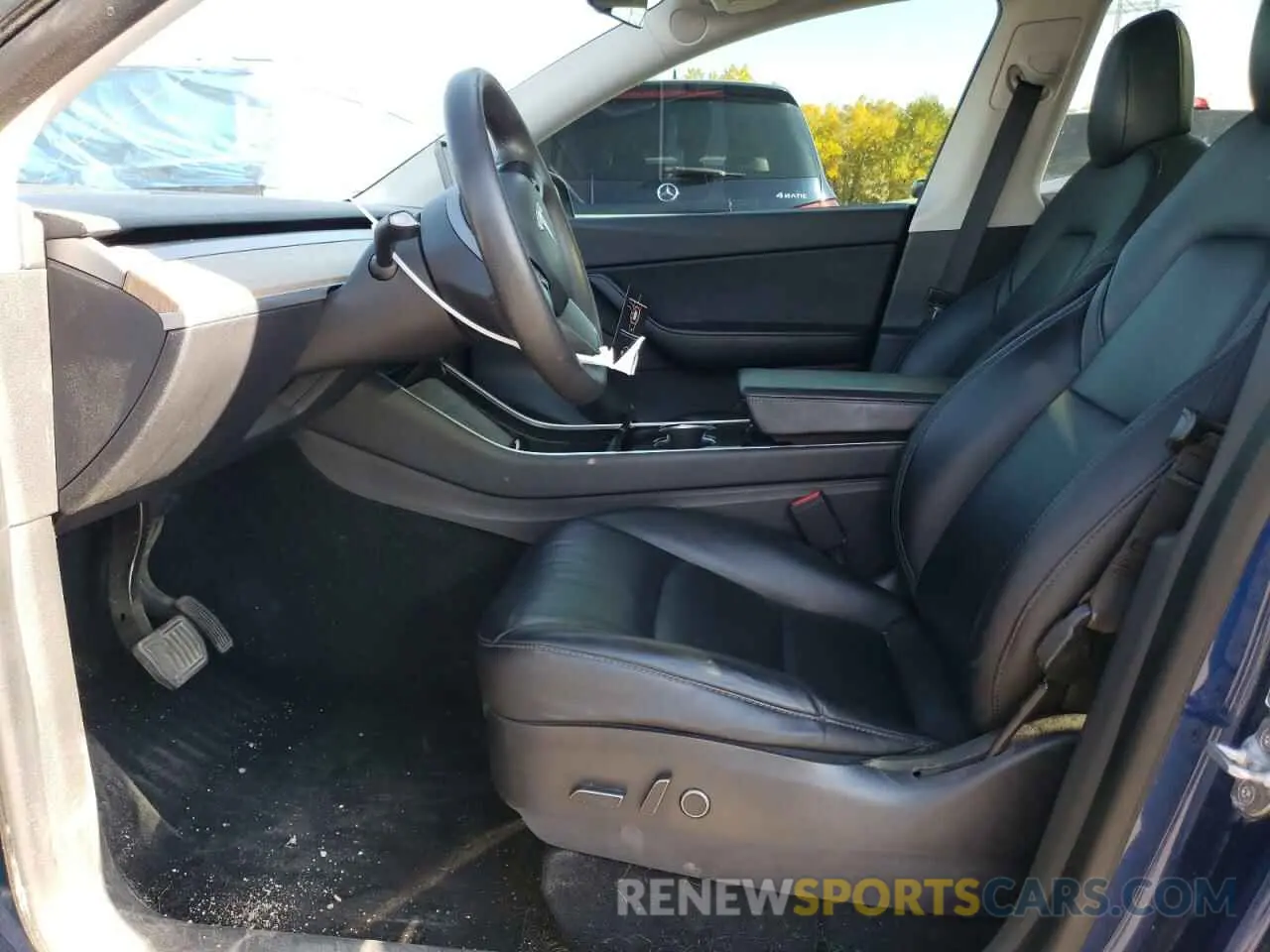 7 fotografías del automóvil dañado 5YJYGDEE5MF083880 TESLA MODEL Y 2021