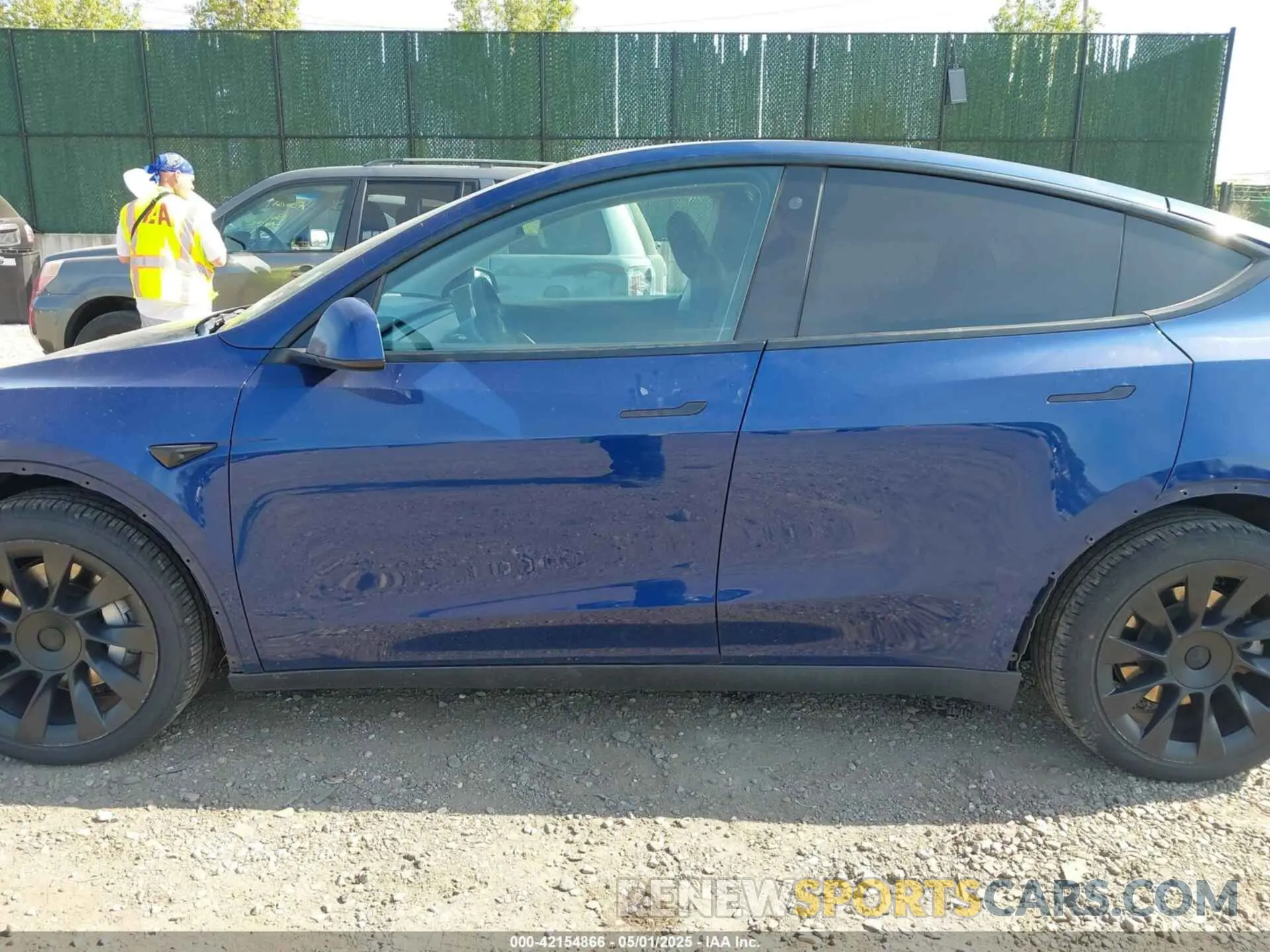 14 fotografías del automóvil dañado 5YJYGDEE5MF089548 TESLA MODEL Y 2021