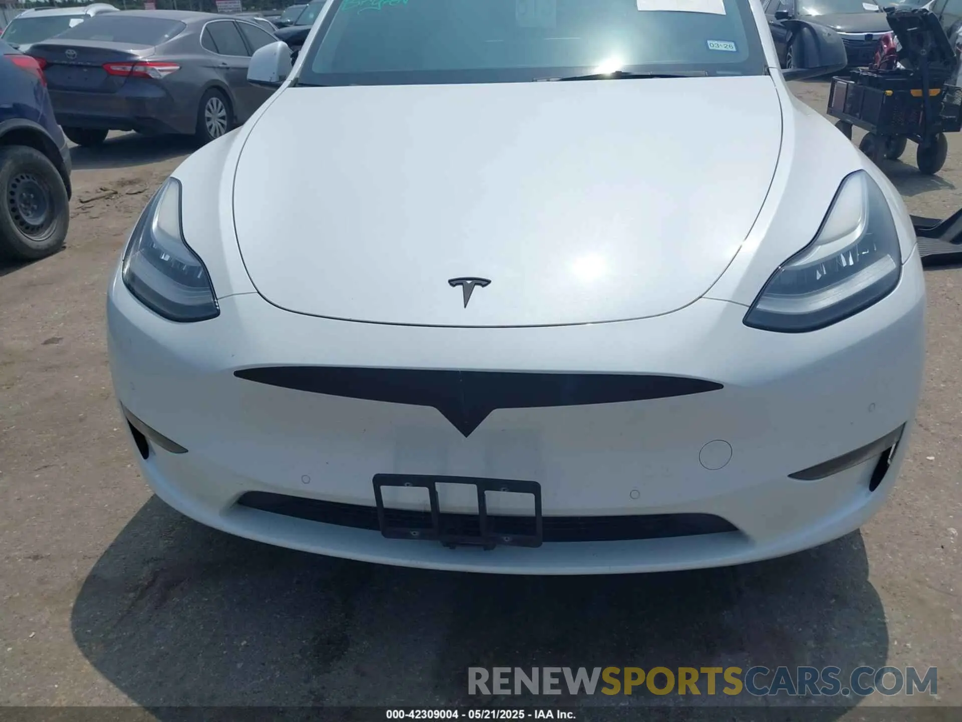 13 fotografías del automóvil dañado 5YJYGDEE5MF124010 TESLA MODEL Y 2021