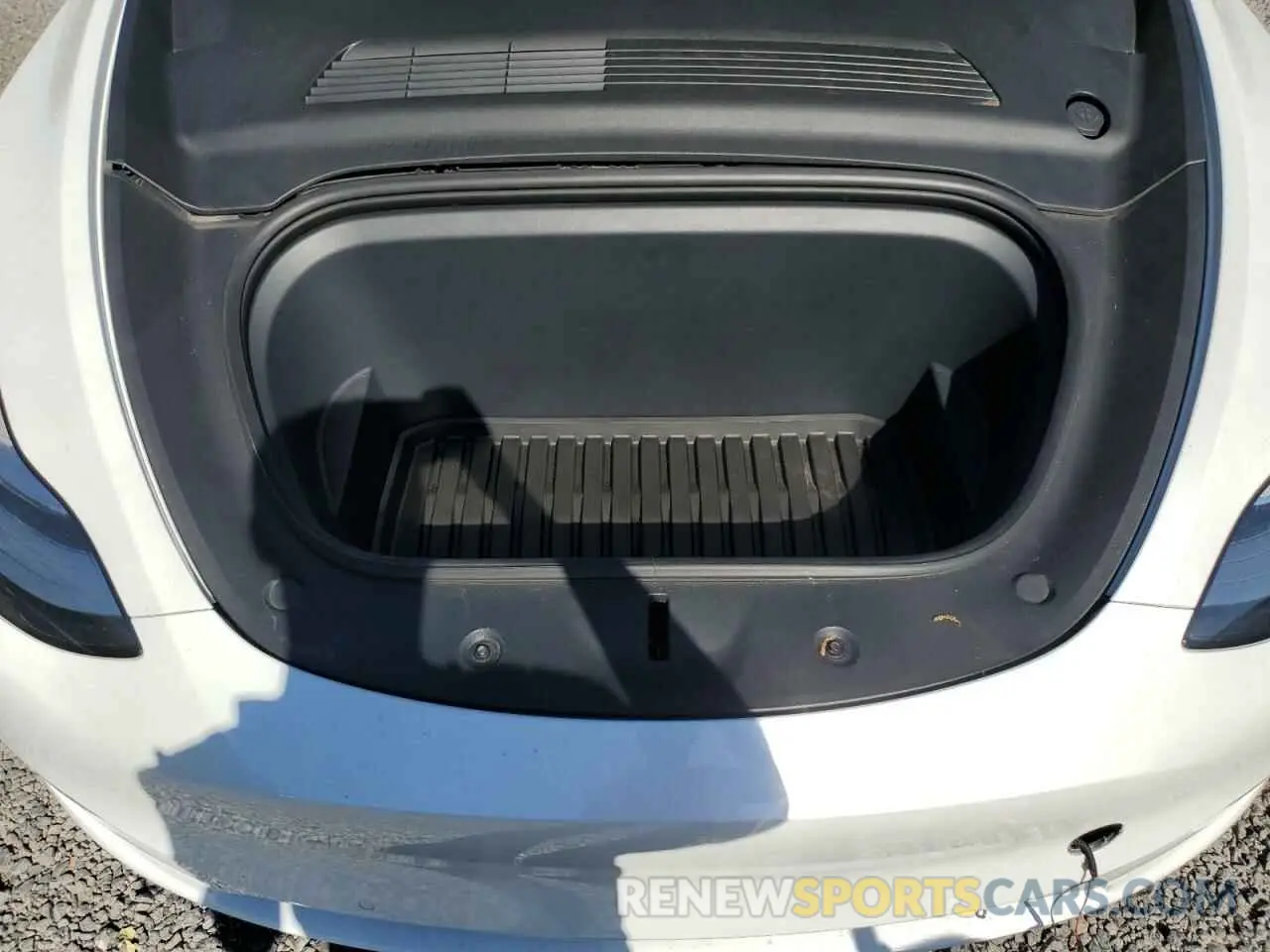 12 fotografías del automóvil dañado 5YJYGDEE5MF141440 TESLA MODEL Y 2021