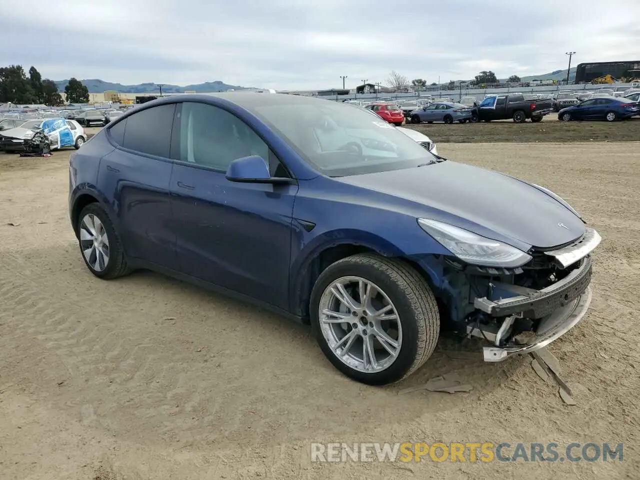 4 fotografías del automóvil dañado 5YJYGDEE5MF149487 TESLA MODEL Y 2021