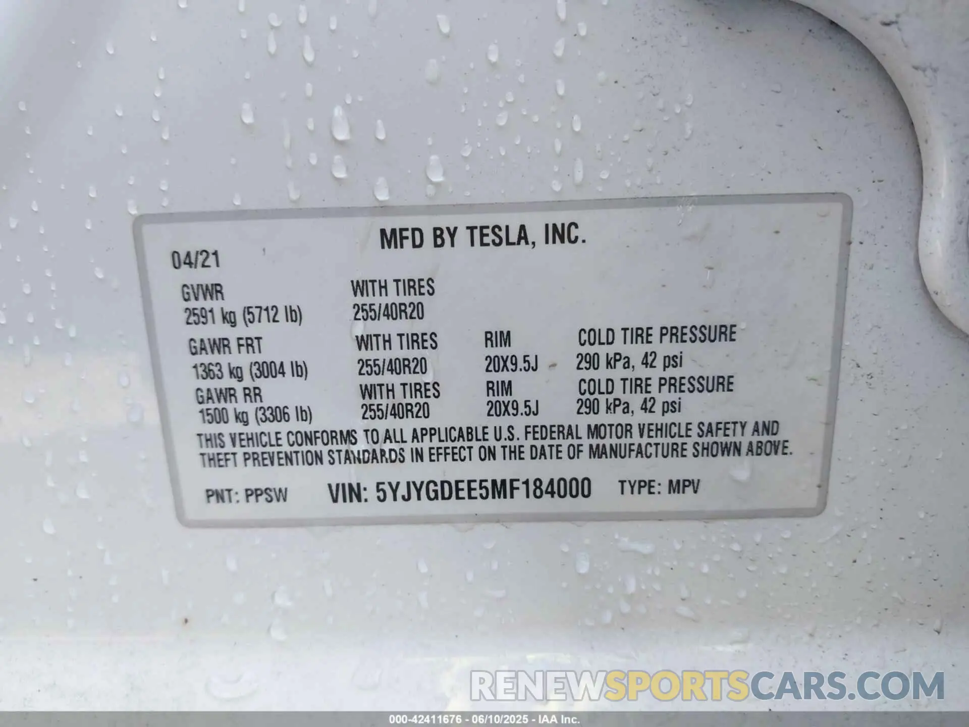9 fotografías del automóvil dañado 5YJYGDEE5MF184000 TESLA MODEL Y 2021